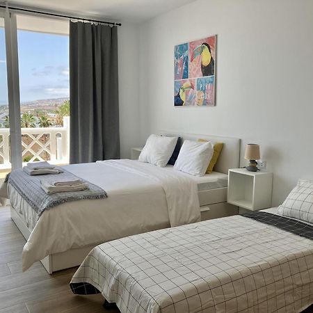 Costa Adeje - Modern Apartment With Terrace Views Of Ocean & Sunset Luaran gambar
