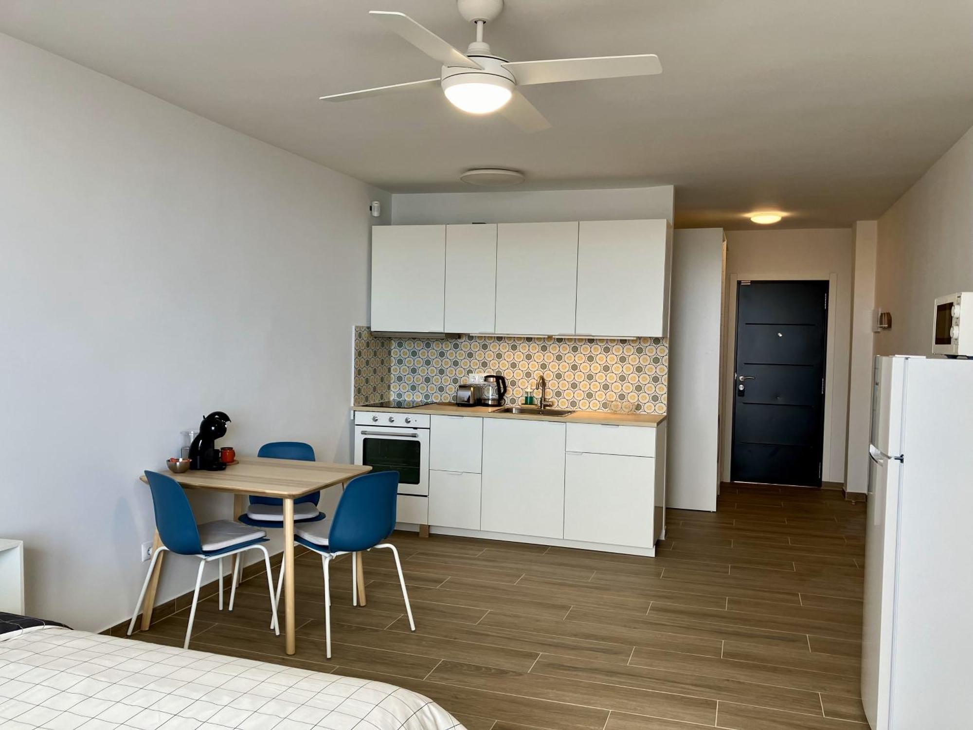 Costa Adeje - Modern Apartment With Terrace Views Of Ocean & Sunset Luaran gambar