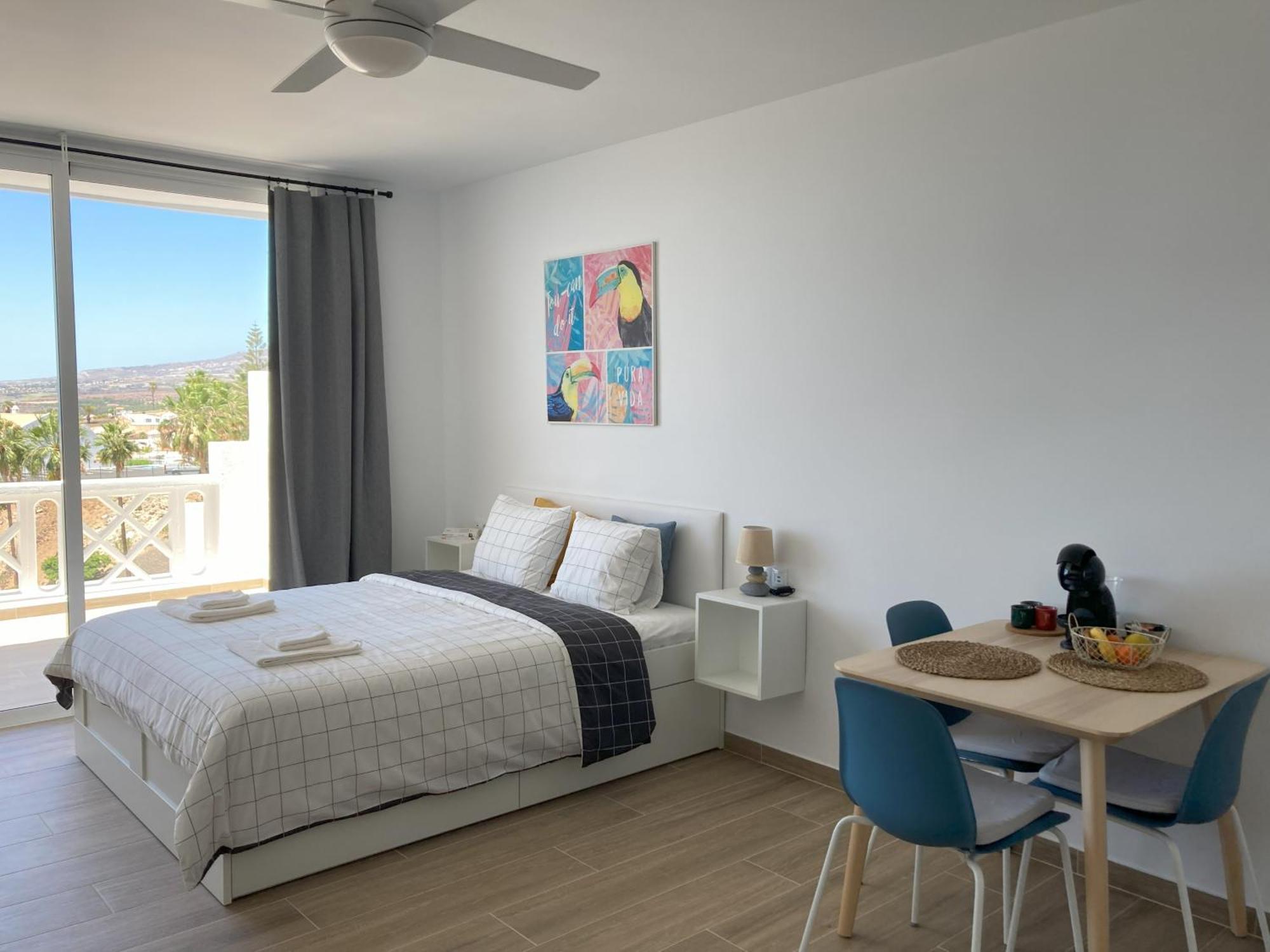 Costa Adeje - Modern Apartment With Terrace Views Of Ocean & Sunset Luaran gambar